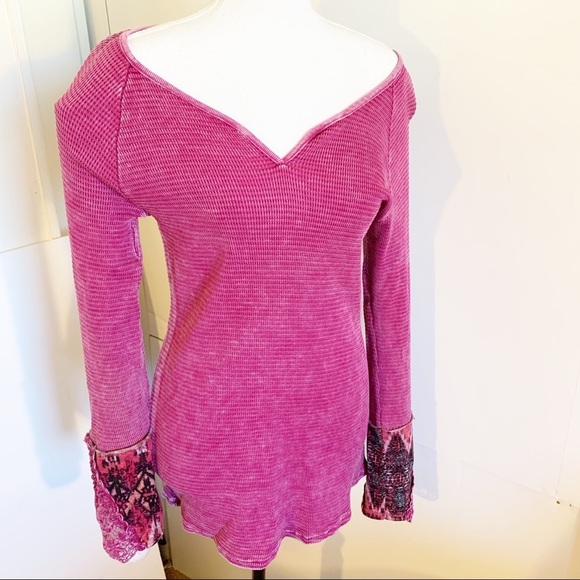 New American Able Raspberry lace fabric thermal LS - Picture 4 of 7